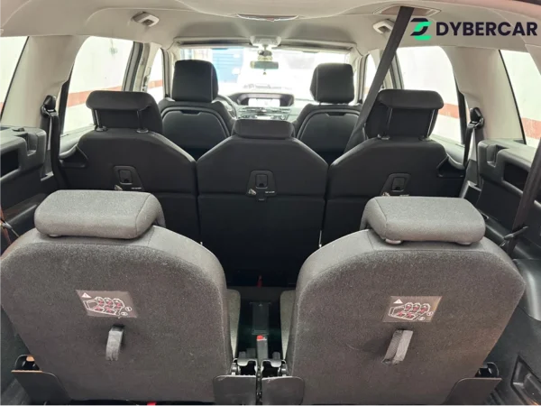 vista-interior-citroen-grand